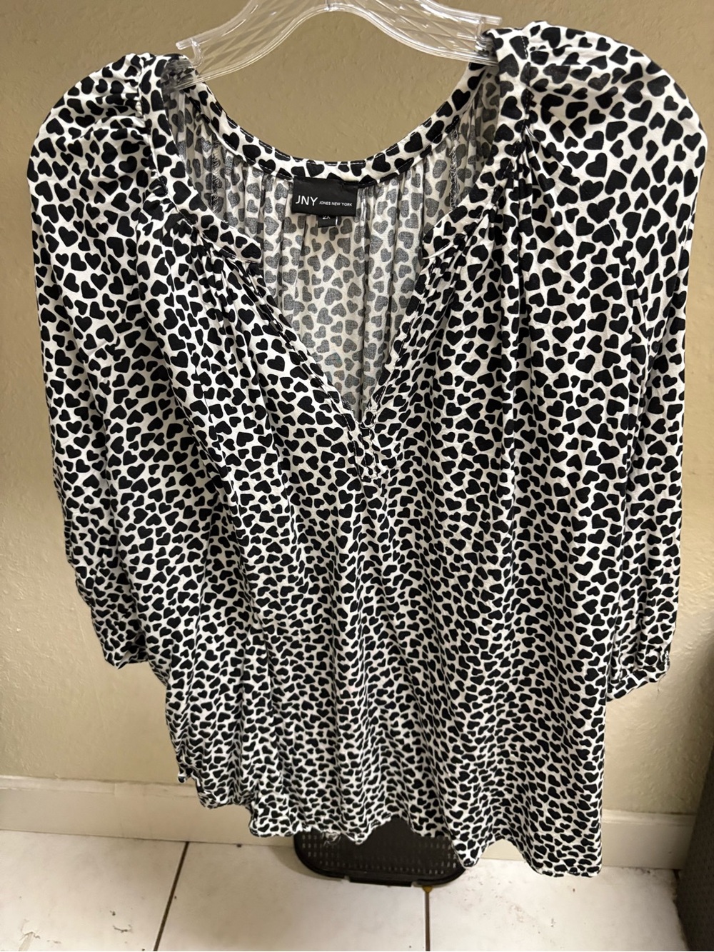 Jones New York Black and White Heart Print Tunic